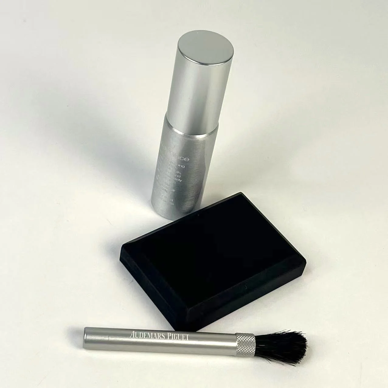 Audemars Piguet Travel Watch Cleaning Kit – Client Exclusive